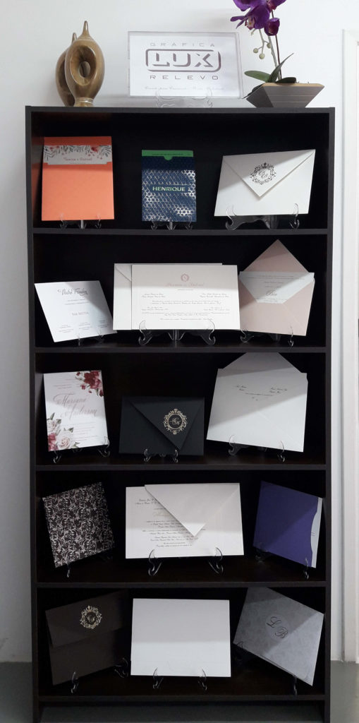 Show Room Convites de Casamento Gráfica LUX Relevo